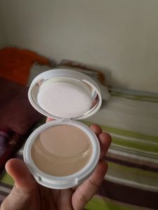 Iba Perfect Look Mattifying Compact SPF 15