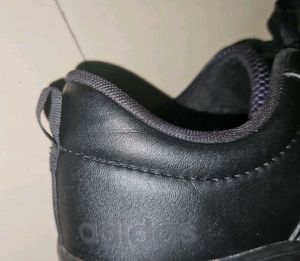 Adidas VS Pace 2.0 black sneakers