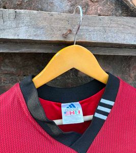 Vintage 90s Adidas jersy/tshirt/full sleeve tshirt