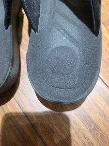 🎉Today only🎉Black Embellished Flip-Flops