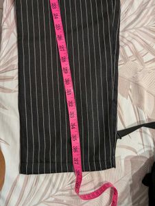 Chic Pinstripe Wide Leg Pants