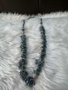MAGNETIC NECKLACE