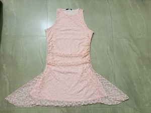 Elegant Pink Lace Dress