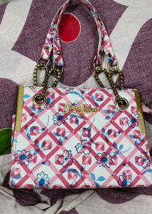 Chic Floral Handbag with Chain Straps