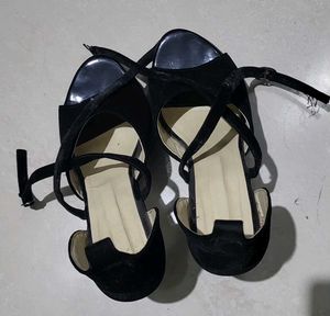 Chic Black Platform Stiletto Heels