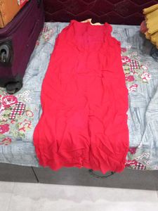 Red Long Sut