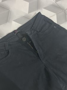 Classic Black Jeans buy1get1