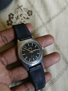 Vintage HMT avinash Watch - Classic Black Dial