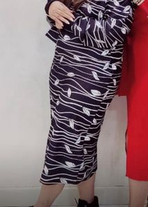 Stylish Black &amp; White Leaf Print Dress