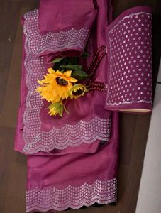 Elegant Saaree With Purse
