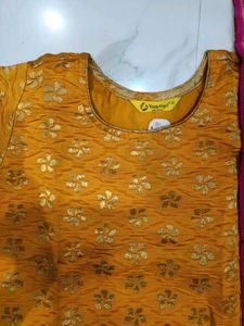 Elegant Mustard Kurta Set