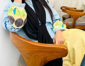 puffed sleeves multicolour print style kurti