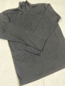 Black Long Sleeve Turtleneck Top