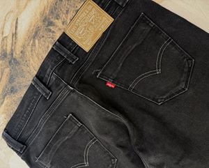 Levi’s Black Denim Jeans