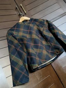 Madame Stylish Plaid Checks Cropped Top