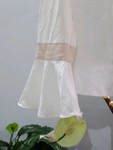 Elegant White V-Neck Blouse with Bell Sleeves