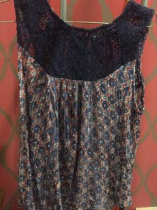 sleeveless soft cotton printed top with lace