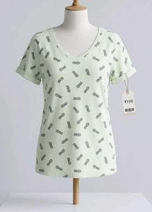 Cute Pineapple Print T-Shirt