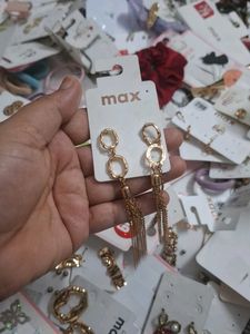 50 plus earrings set for just 1000