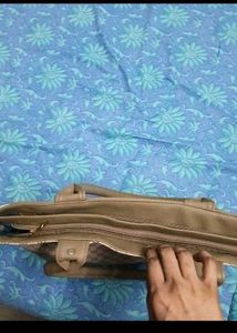 handbags used no returns bags are use