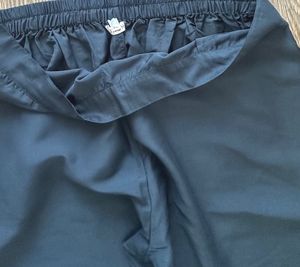 Black plazzo