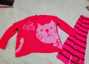 Very Beautiful Light WarmWinter Top With Cute Scaf