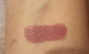 Charlotte tilbury matte revolution lipstick