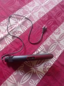 Nova Hair Straightener
