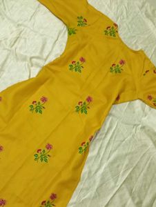 Floral Embroidered Yellow Kurta