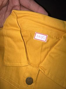 Best Denim Jackets 4colours Available Each 400rs