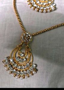 Gold-White tone Crystal &amp; Pearl Jewelry Set