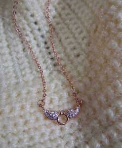 8 Pendant Necklaces