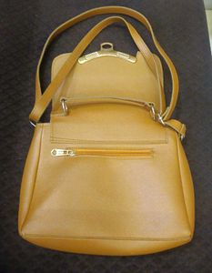 Stylish Tan Shoulder Bag With Free Gift 🎁