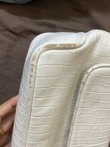 Chic White Croc Embossed Shoulder Bag