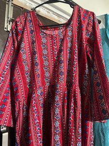 Beautiful Red &amp; Blue Printed Kurta Set