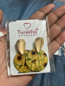 Tanisha Shreeartearrings