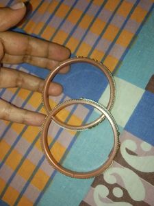 Moti pearl Golden Studs Bangles