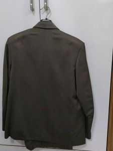 Men's Suit Jacket and Trousers