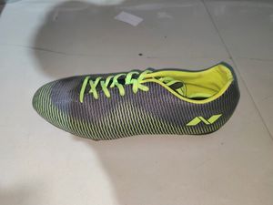 Nivia Mens Football Shoes. Good Condition.No Coins