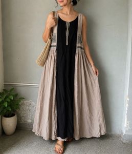 Elegant Black & Beige Maxi Dress
