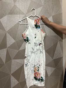 Cut In Japanese Floral midi Dress
