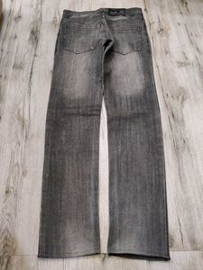 2000s Y2k low rise jeans Waist 28
