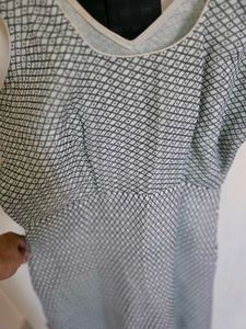Chic Black &amp; White Patterned Dress