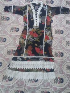 Floral Print Kurta with Lace Trim
