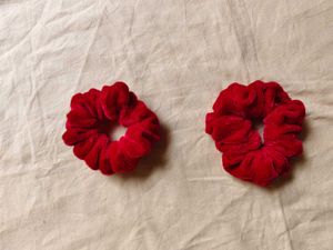 Red Velvet Tulip  Scrunchies Set (3)
