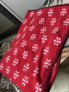 Cozy Snowflake Fleece Blanket