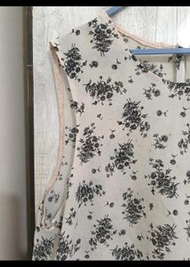 Sleevless Top