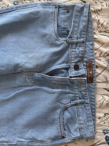 high rised- wide leg Light Wash Denim Jeans