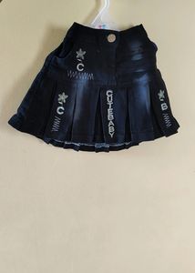 Price Drop 🌟🌲✨ Top And Denim Skirt Infant