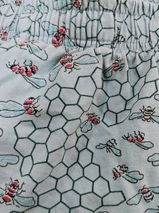 Cute Bee Print Shorts
